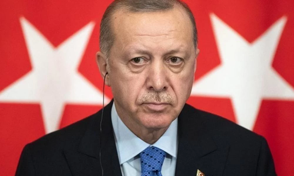 Ερντογάν: Σοκαρίστηκε με ό,τι συνέβη στο « λίκνο της δημοκρατίας»